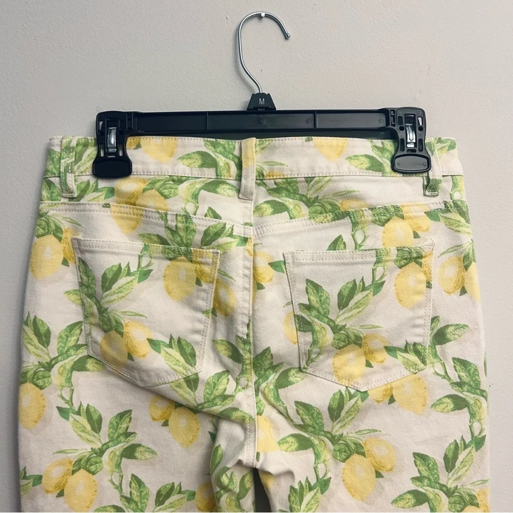 Talbots Signature Crop Size 4 Lemon Print